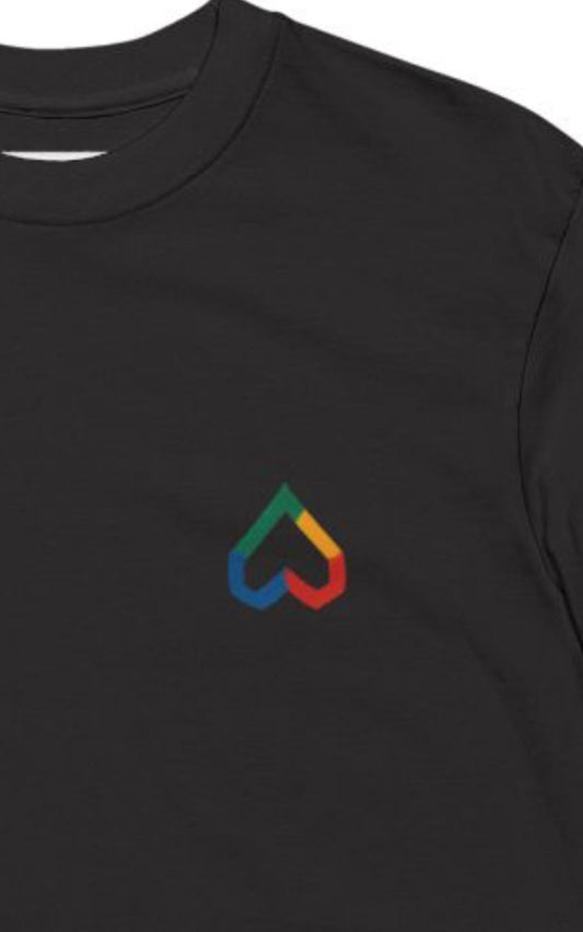 love tape Tee